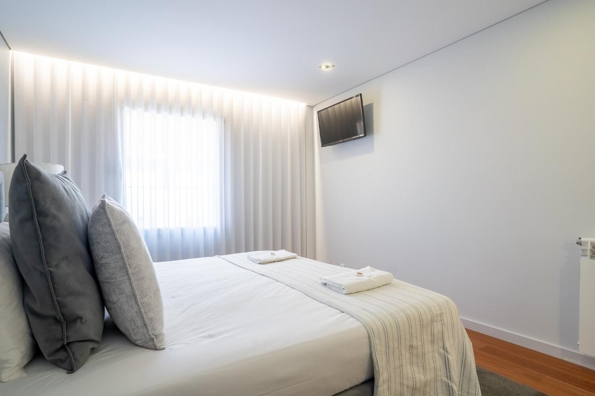 Porto & Douro Vista Apartments By Inviting Valbom  ภายนอก รูปภาพ