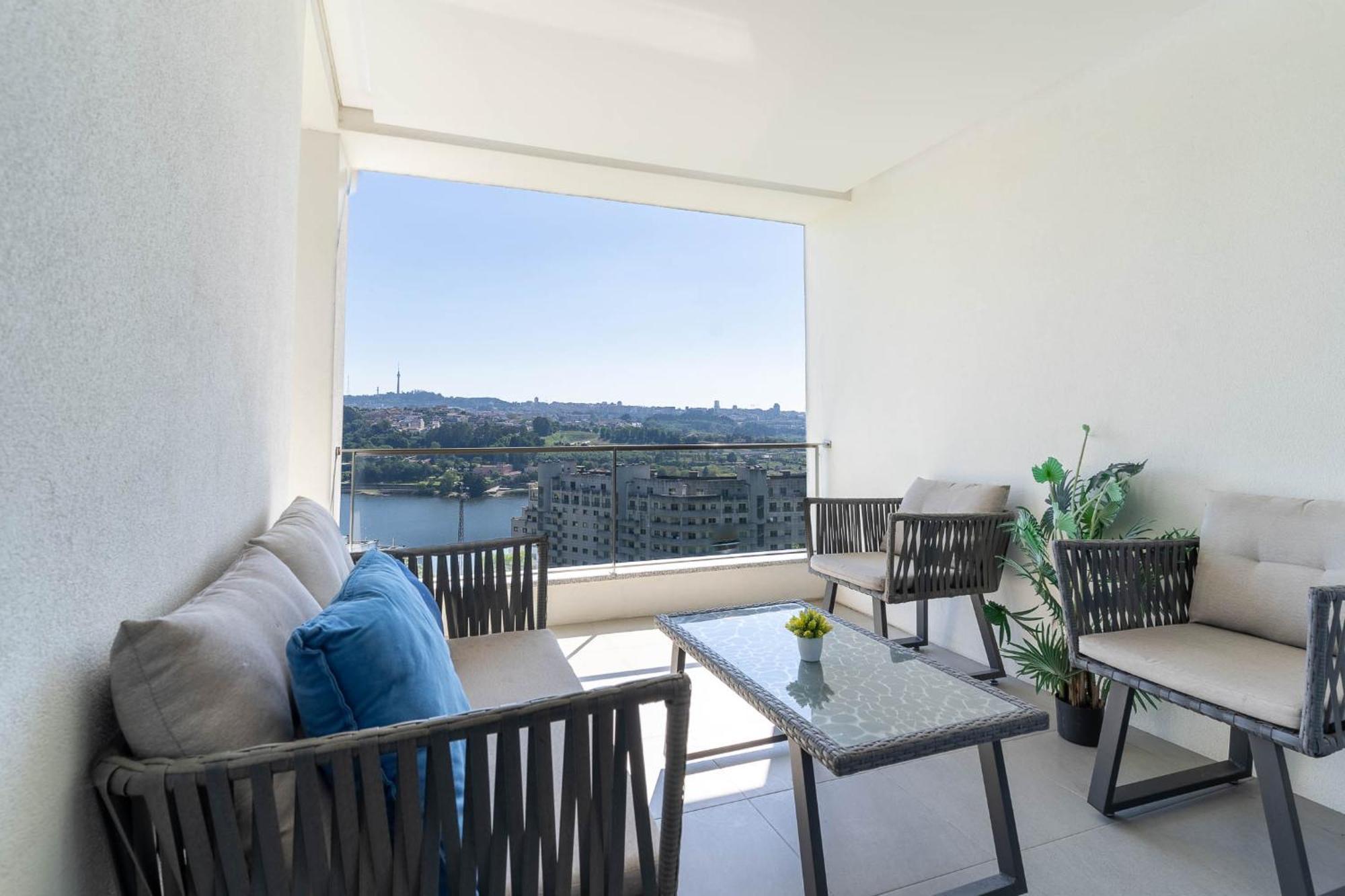 Porto & Douro Vista Apartments By Inviting Valbom  ภายนอก รูปภาพ