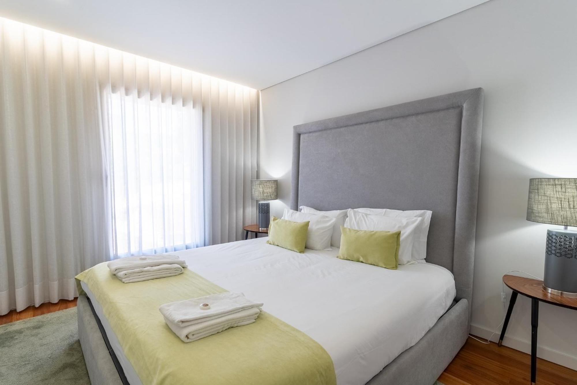 Porto & Douro Vista Apartments By Inviting Valbom  ภายนอก รูปภาพ