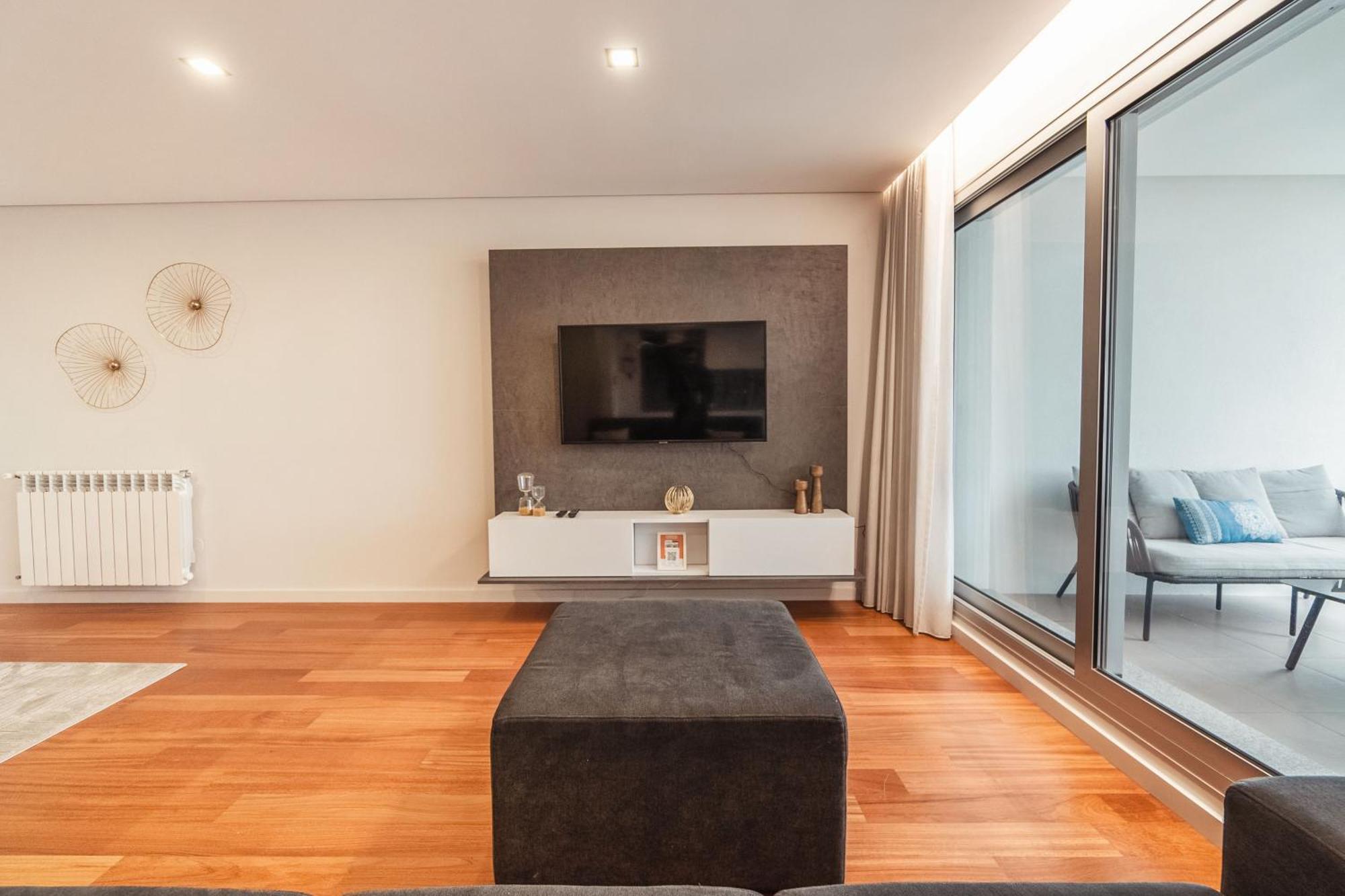 Porto & Douro Vista Apartments By Inviting Valbom  ภายนอก รูปภาพ